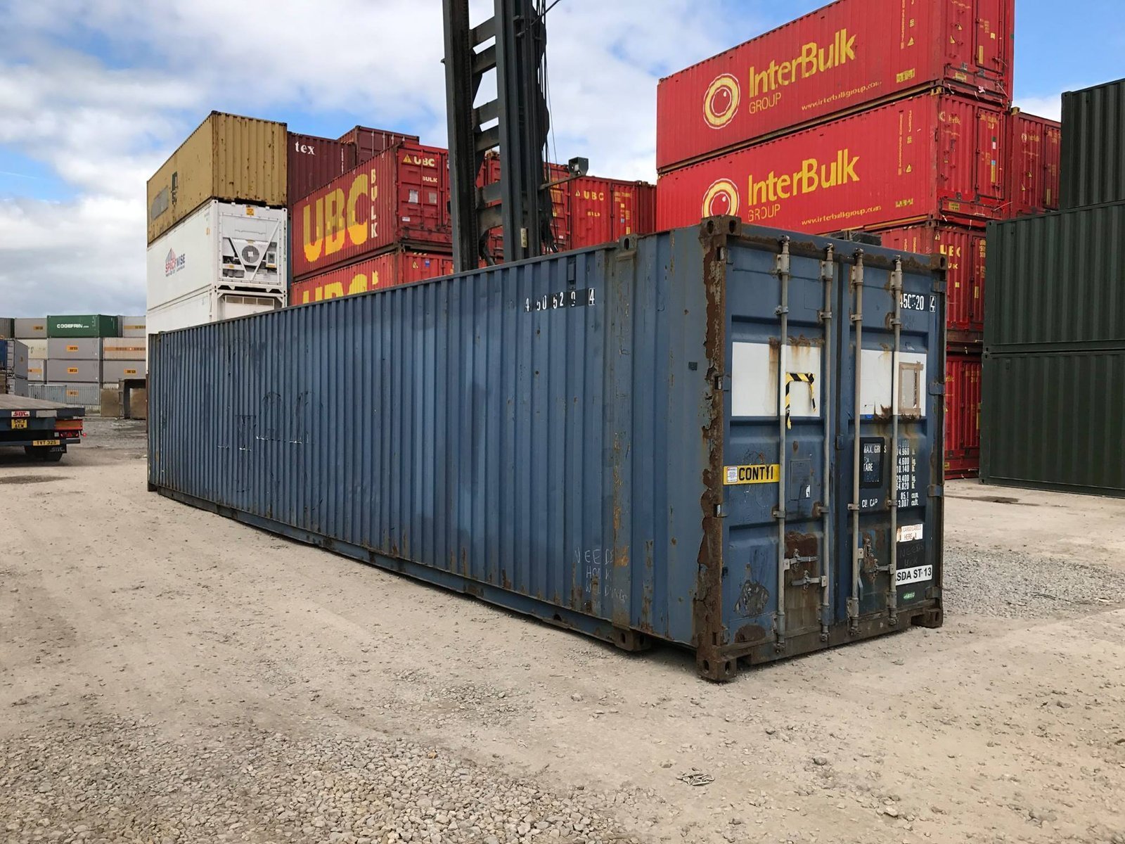 45ft Shipping Containers – Heavy-Duty, Affordable