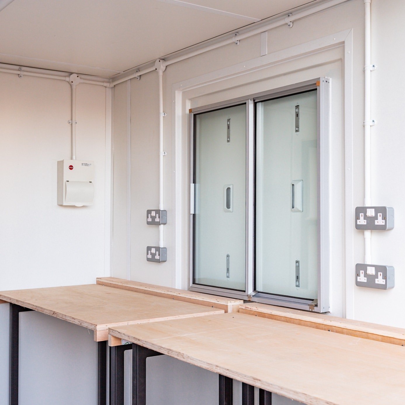 10Ft Modified Workshop/Office Container - Image 3