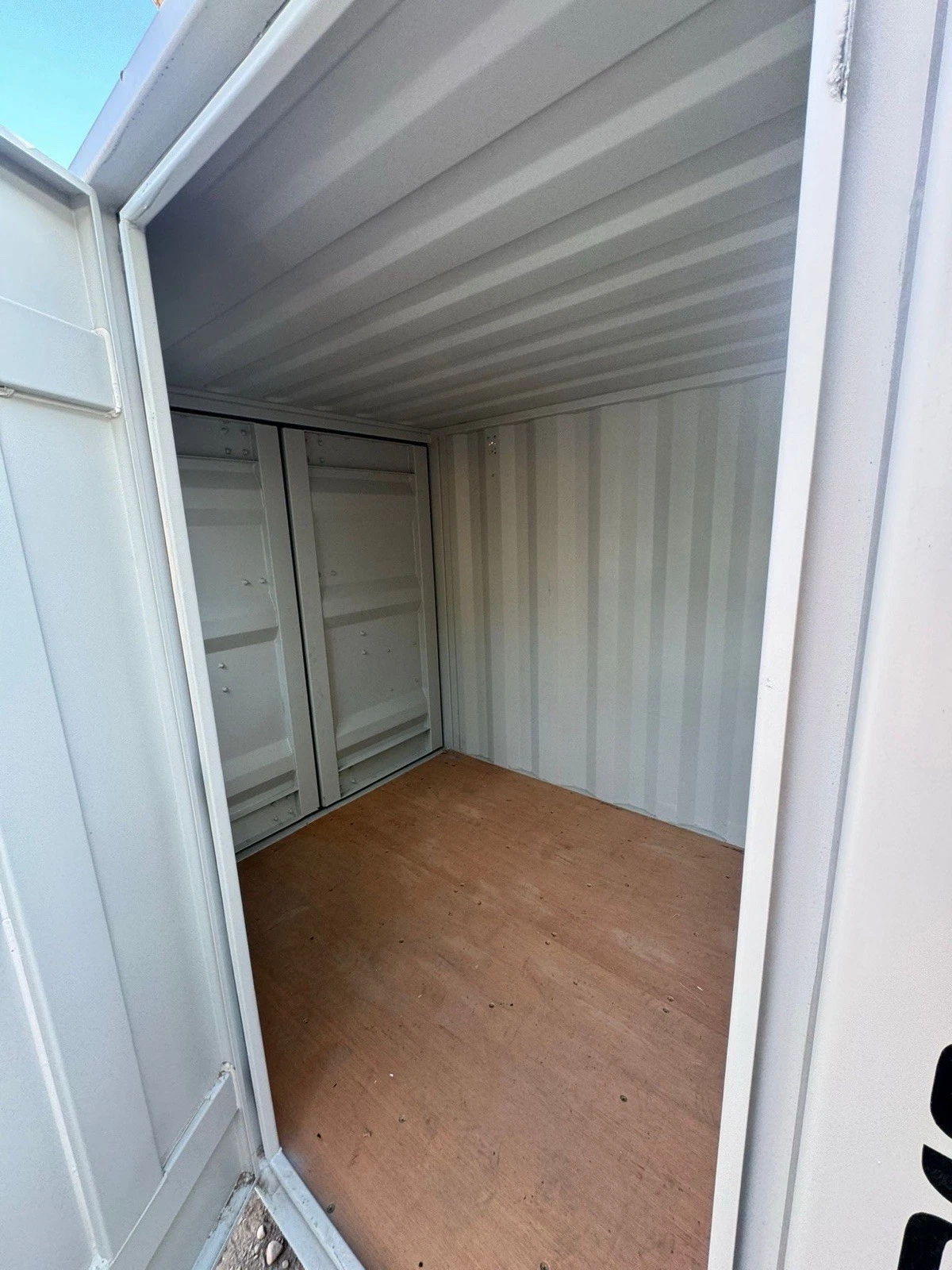 7ft Container With Window And Door – Brand New - Image 3