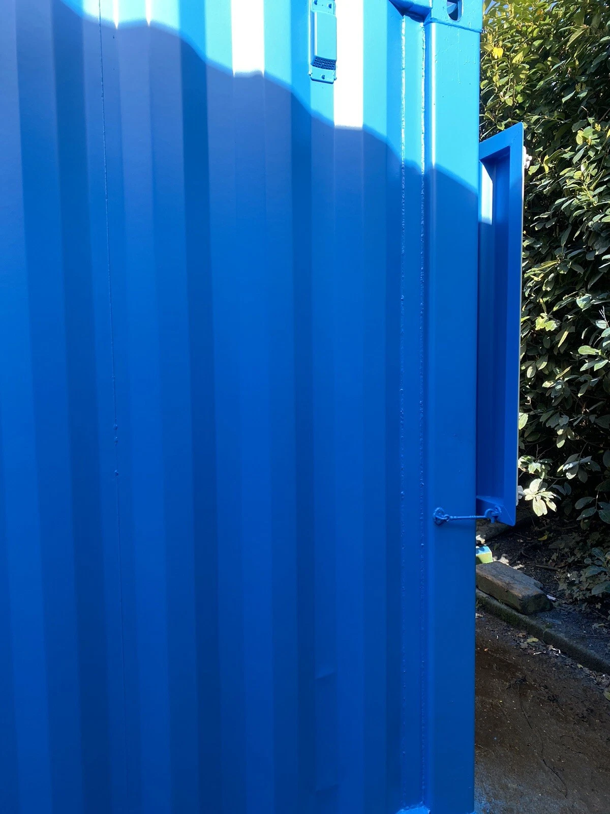 15ft Shipping ContainerBar/Kiosk/Stall/Pod - Image 13